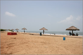 http://www.keralatourpackages.com/package_images/kovalam2.gif